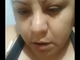 Madura se masturba para mi